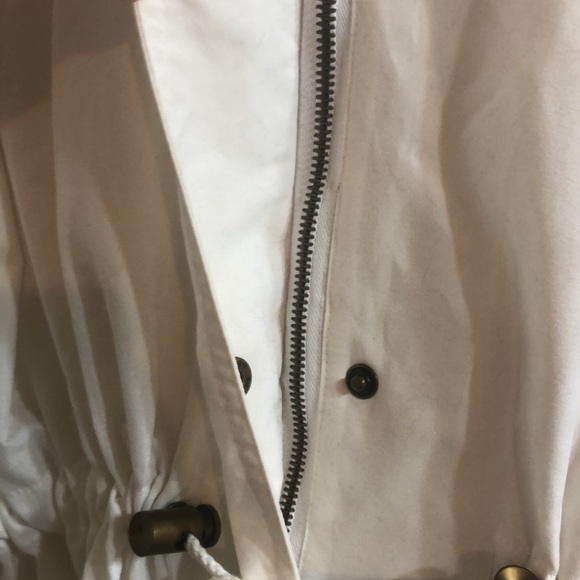 Preview Basic Women’s White Hooded Utility Jacket Small - Picture 5 of 14